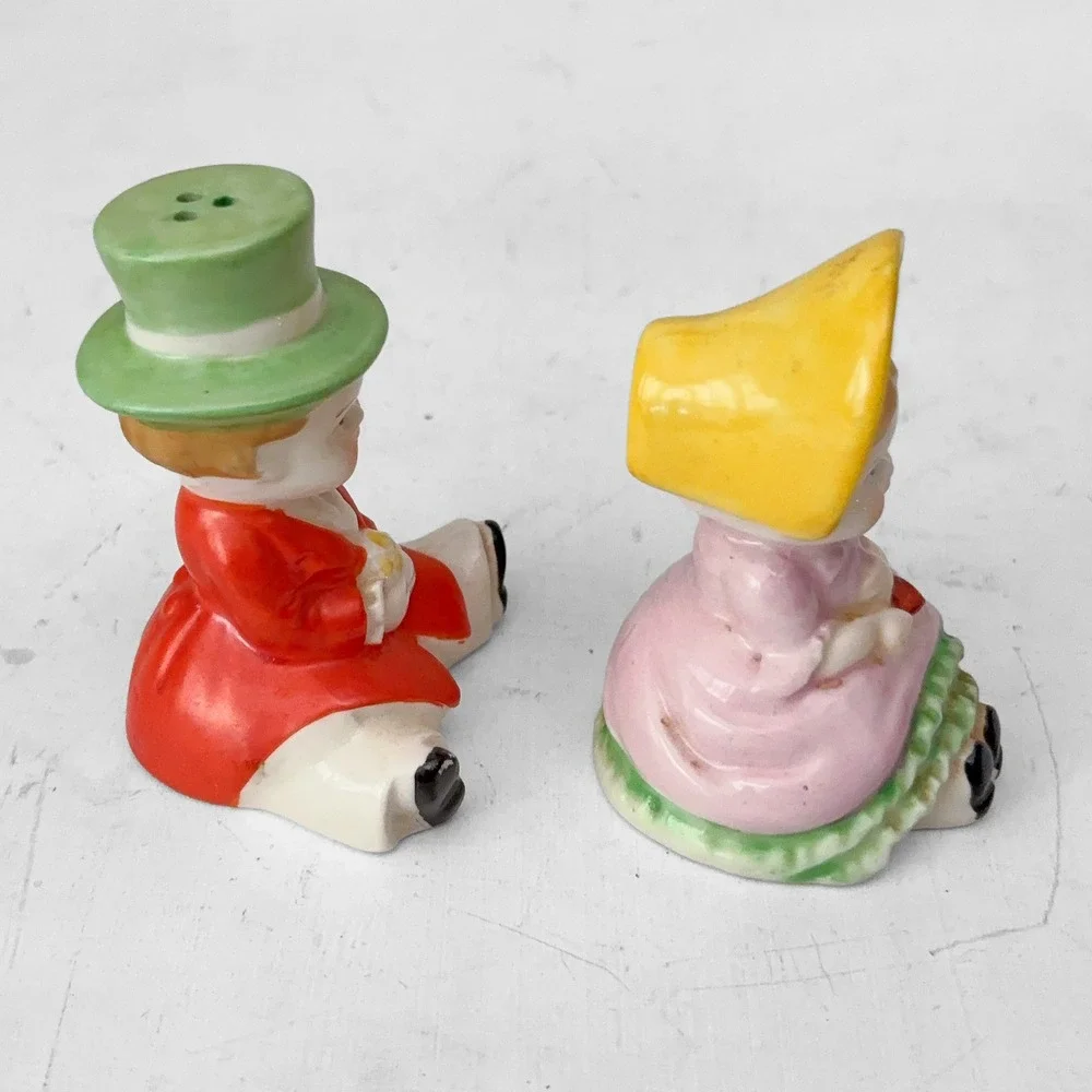 VTG MCM Ceramic Boy & Girl Salt/Pepper Shakers Japan Mid Century Cottage
